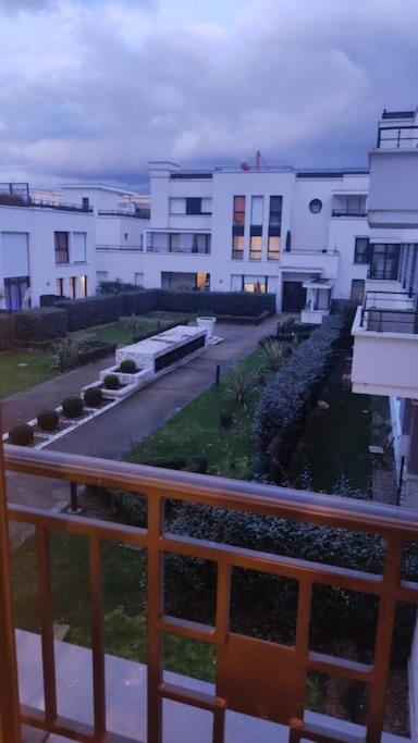 Lotus- 4 Min De Walt Disney-Arrivee Autonome-Parking Et Wifi Gratuit-Proche De Toutes Commodites 5Min De La Vallee Village Шессі Екстер'єр фото